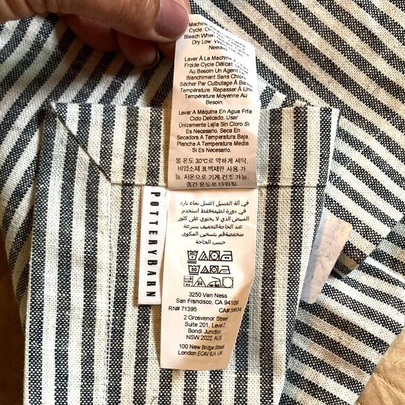 POTTERY BARN Wheaton 2 Striped Linen Cotton Napkins Gray White 20 x 20 inches - Picture 5 of 8